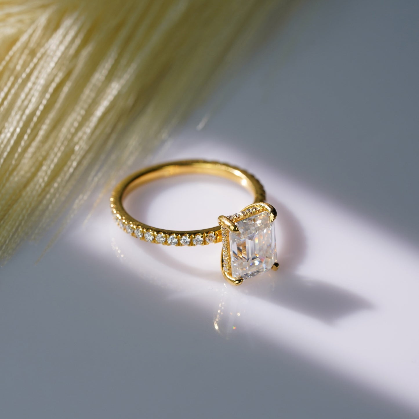 Oval Solitaire Engagement Ring – 2 CT Lab Grown Diamond