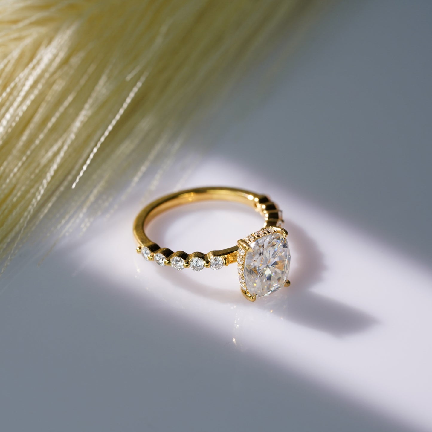 Oval Solitaire Engagement Ring – 2 CT Lab Grown Diamond
