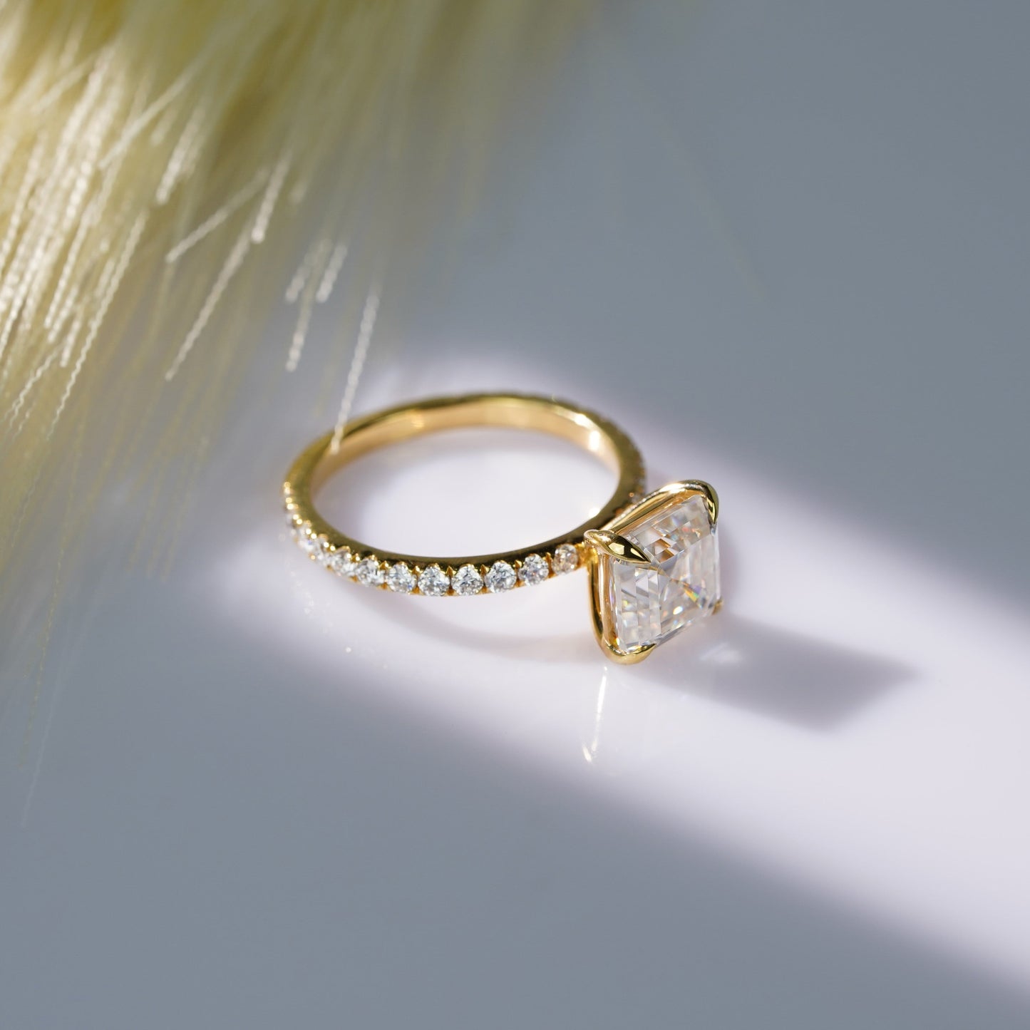 Oval Solitaire Engagement Ring – 2 CT Lab Grown Diamond