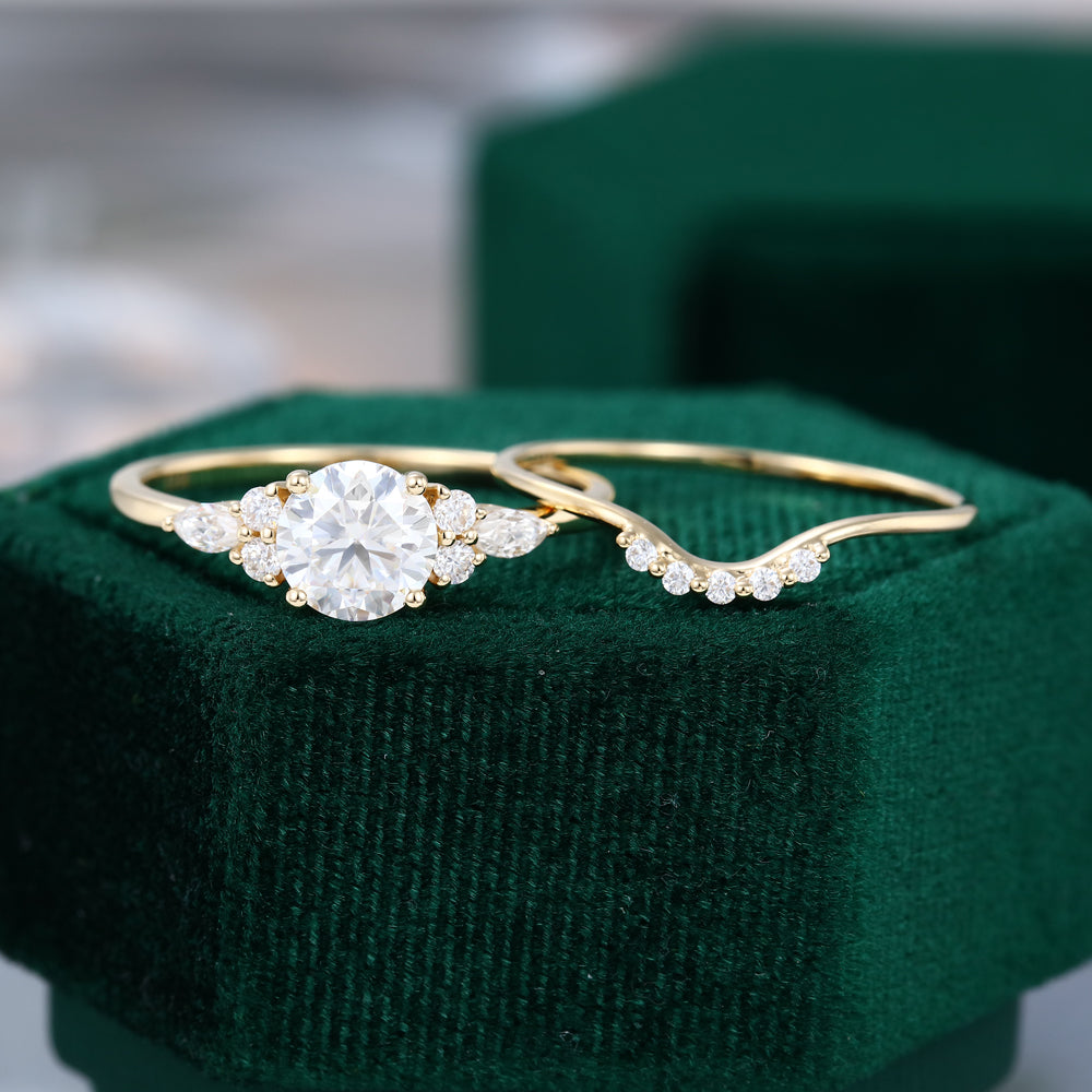 0.88 CT Round Moissanite Cluster Bridal Ring Set 5