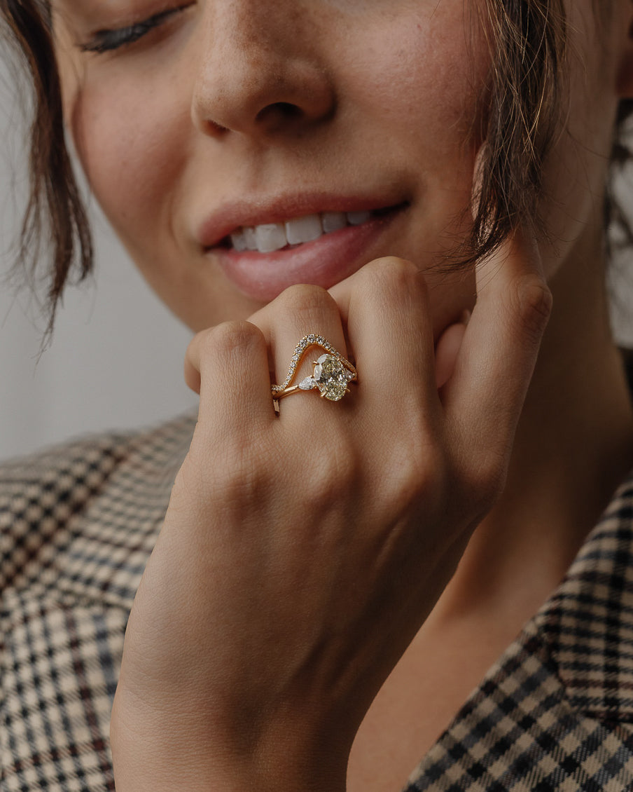 0.28 TCW Round Stones Wave Lab Grown Diamond Wedding Band