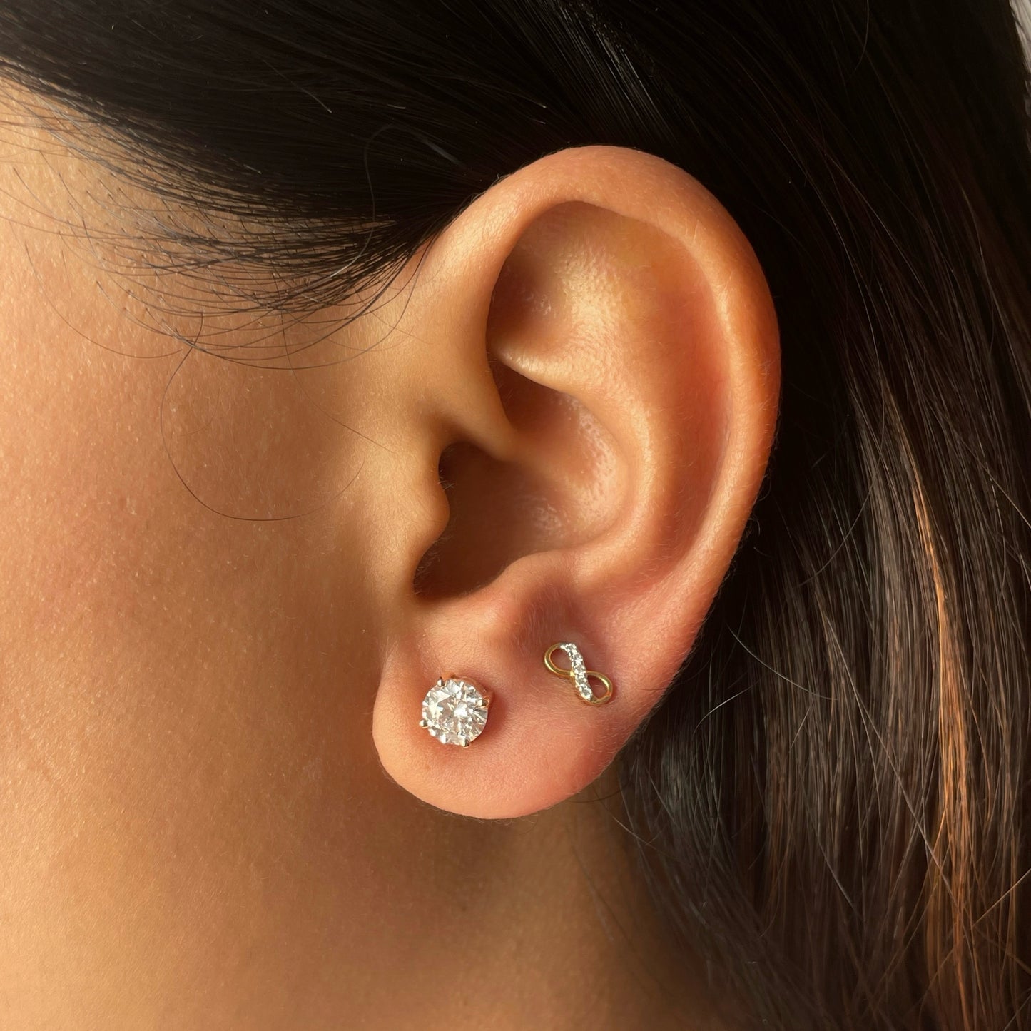 0.30 TCW Round Cut Moissanite Infinity Stud Earrings in Gold 5