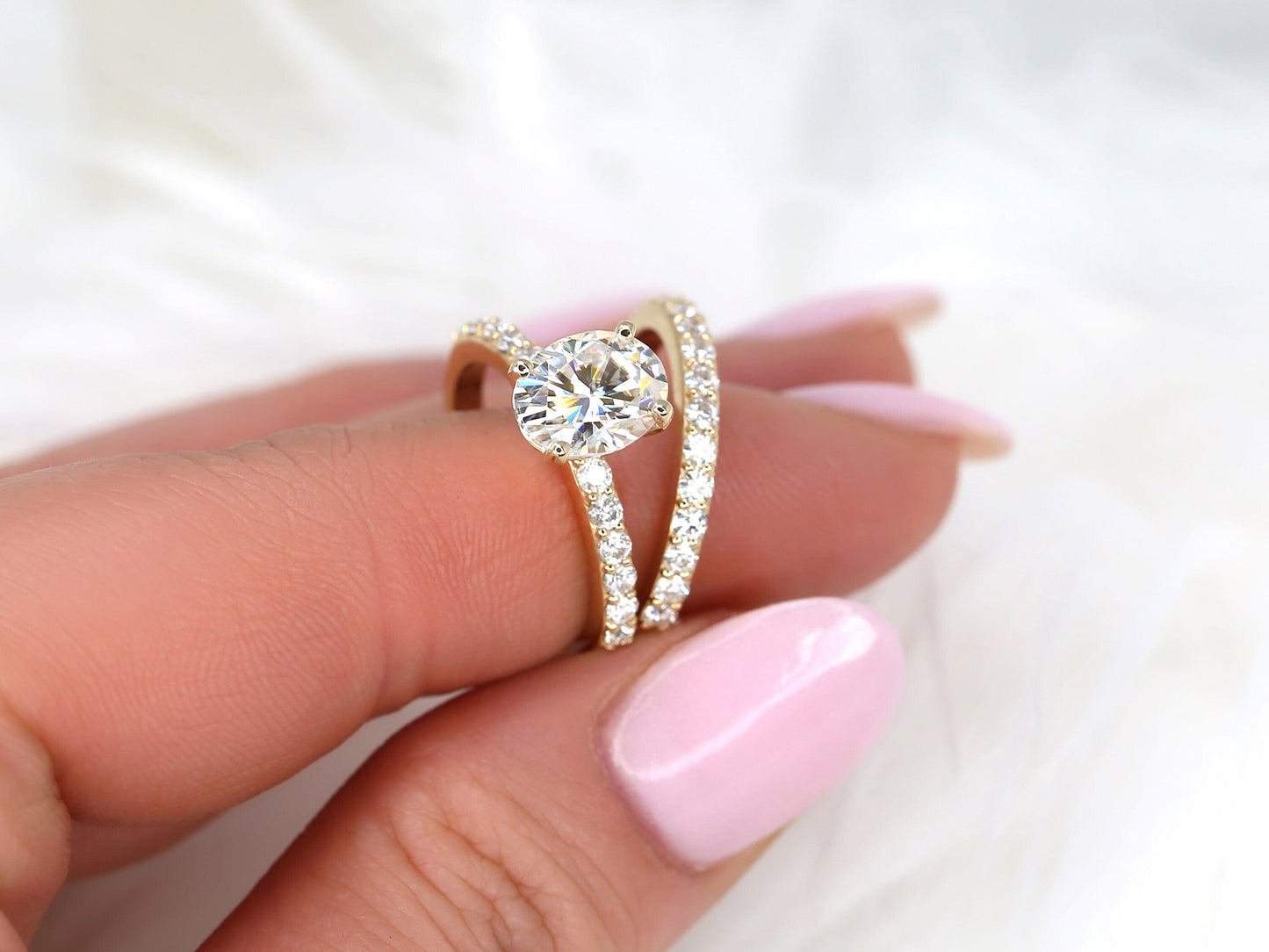 2 CT Oval Cut Bubble Halo & Pave Lab Grown Diamond Bridal Ring Set