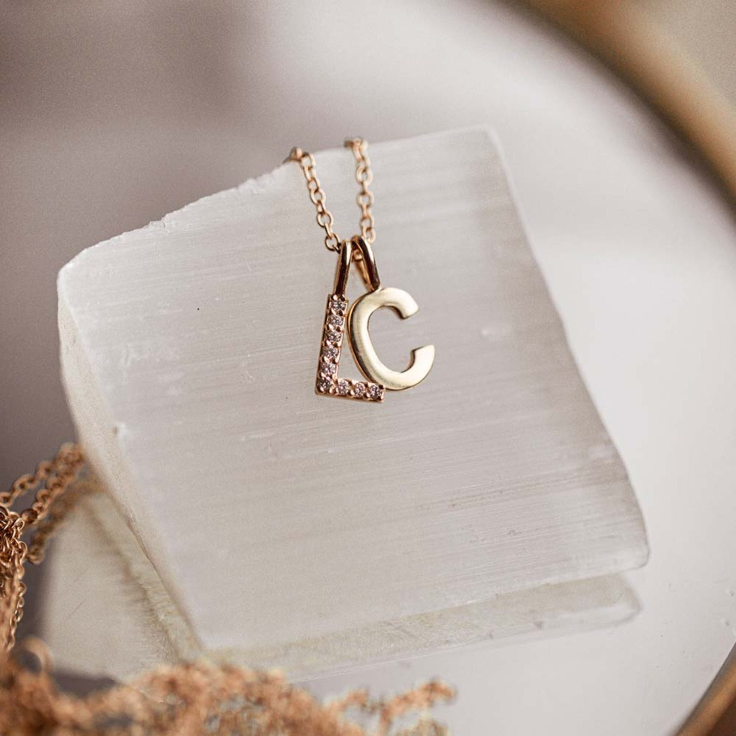 Customize Letter 'S' Necklace in Solid Gold 5