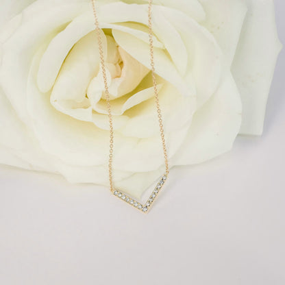 0.40 CT Round Moissanite Diamond V-Shape Pendant Necklace in Solid Gold 7