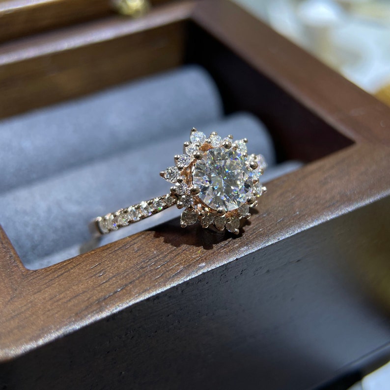 Stunning 2.0 CT Round Moissanite Engagement Ring with Cluster Pave Design