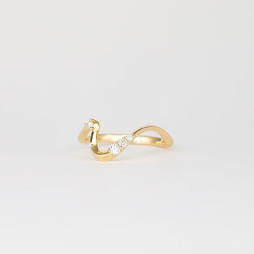 0.11 TCW Round Shaped Waved Lab Grown Diamond Wedding Band