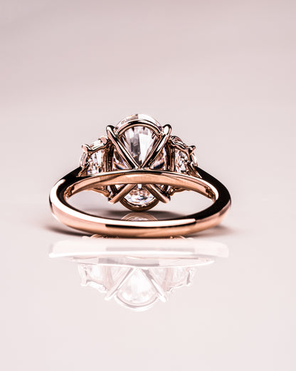 3.0 CT Oval Three Stones Lab Grown Diamond Engagement Ring