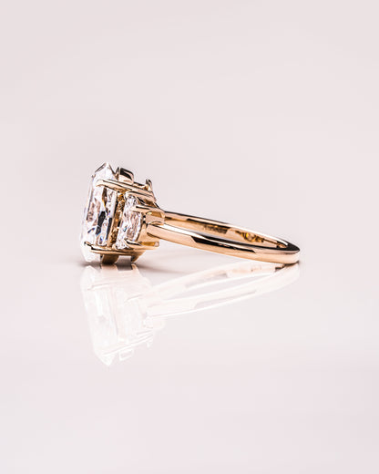 4.0 CT Oval Cut Three Stones Lab Grown Diamond Engagement Ring