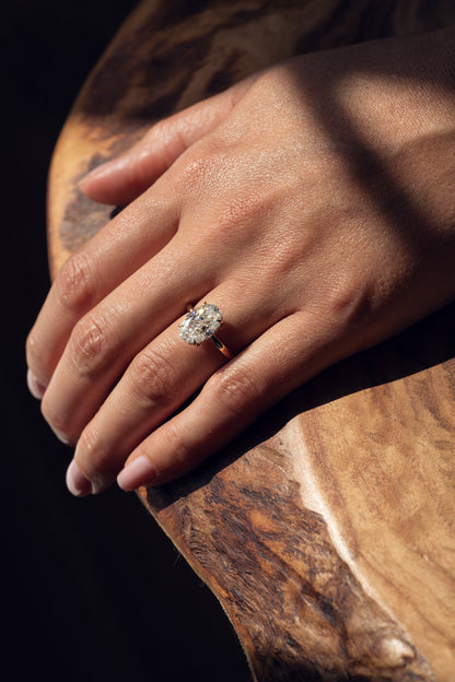 4.0 CT Oval Cut Lab Grown Diamond Engagement Ring With Hidden Halo Setting