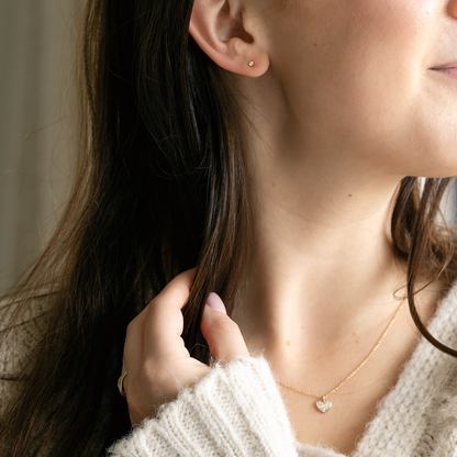 0.20 TCW Round Moissanite Diamond Heart Pendant Necklace in Solid Gold 3