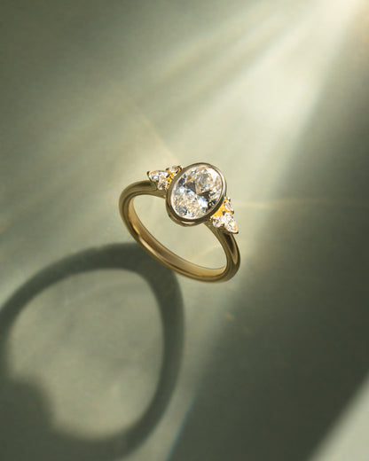 2 CT Oval Cut Cluster & Bezel Lab Grown Diamond Engagement Ring