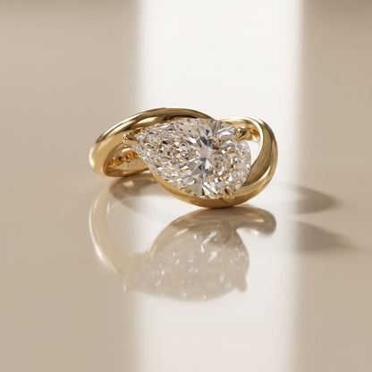 Oval Solitaire Engagement Ring – 2 CT Lab Grown Diamond