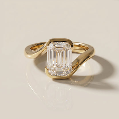 Oval Solitaire Engagement Ring – 2 CT Lab Grown Diamond