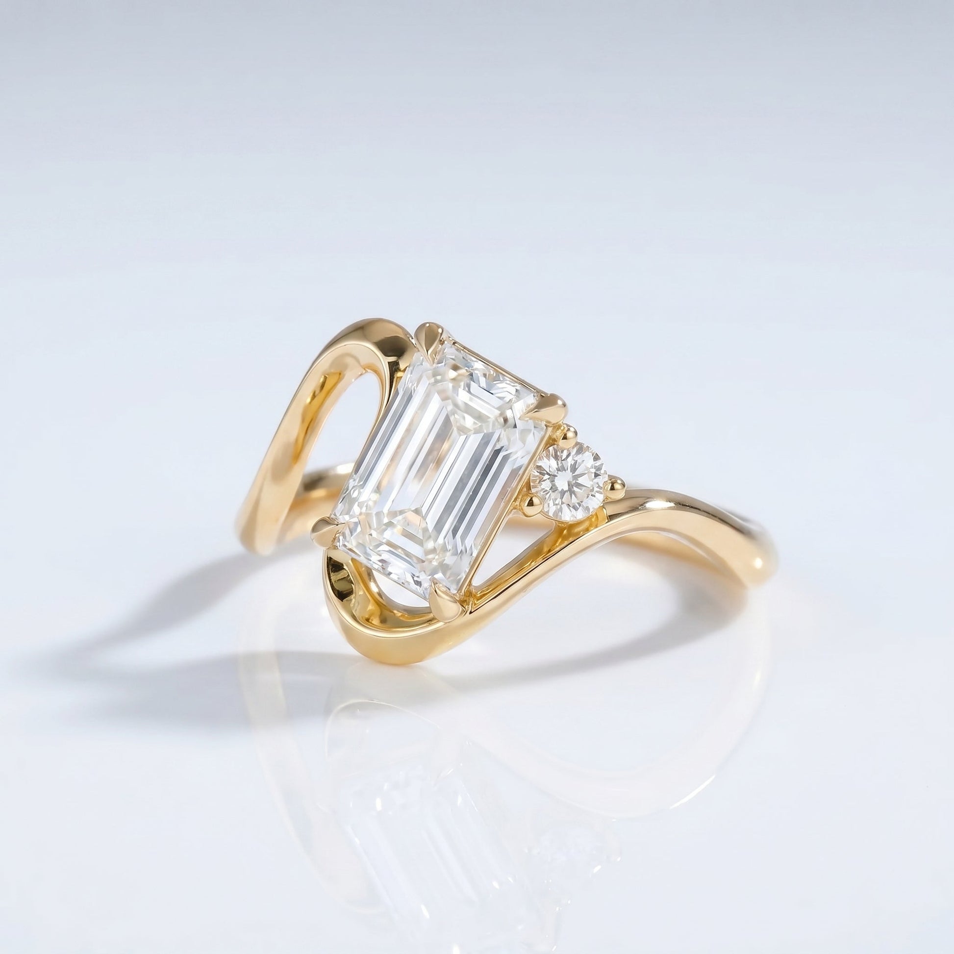 Marquise Swirl Solitaire Engagement Ring – 1 CT Lab Grown Diamond