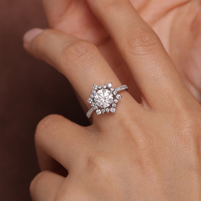 Stunning 2.0 CT Round Moissanite Engagement Ring with Cluster Pave Design