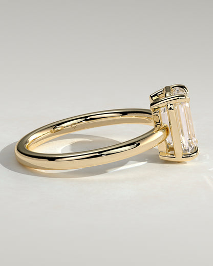 2 CT Emerald Cut Solitaire Setting Lab Grown Diamond Engagement Ring