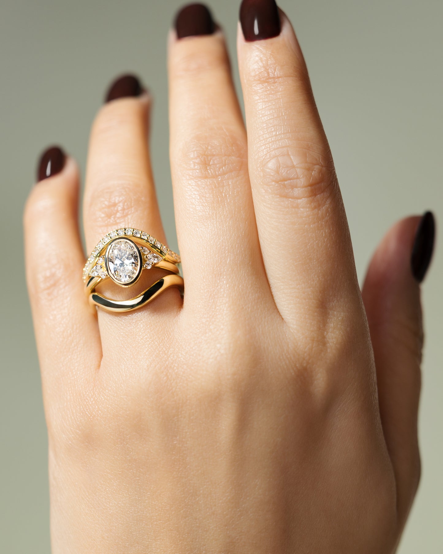 2 CT Oval Cut Cluster & Bezel Lab Grown Diamond Engagement Ring