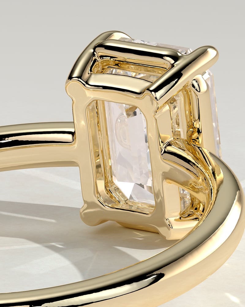 2 CT Emerald Cut Solitaire Setting Lab Grown Diamond Engagement Ring