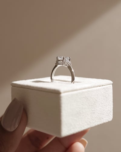 2 CT Round Cut Cluster Style Lab Grown Diamond Engagement Ring