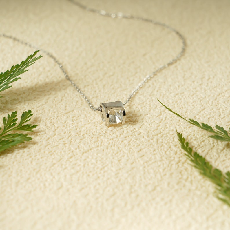 0.17 CT Moissanite Diamond Cross Pendant Necklace in Solid Gold 6