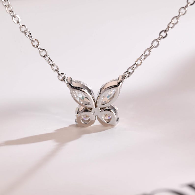 0.30 TCW Round & Marquise Moissanite Diamond Leaf Pendant Necklace in Solid Gold 6