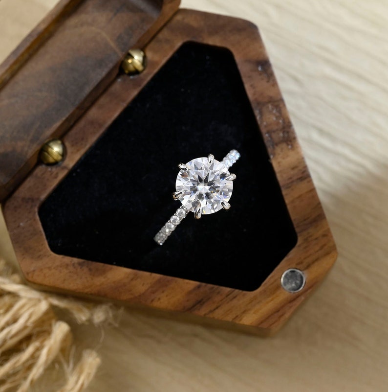 Stunning 3.0 CT Round Moissanite Engagement Ring with Hidden Halo & Pave Design