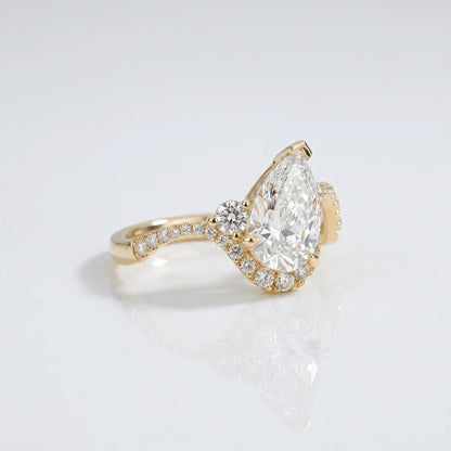 Marquise Swirl Solitaire Engagement Ring – 1 CT Lab Grown Diamond