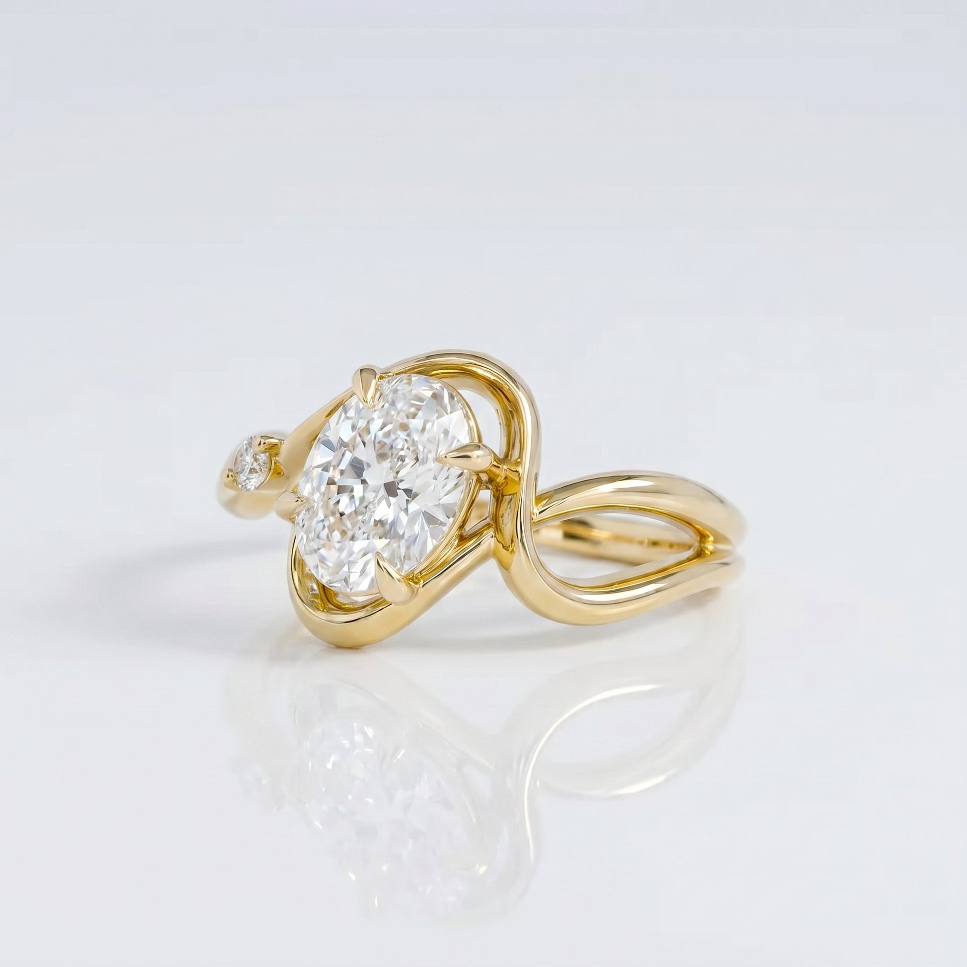 Marquise Swirl Solitaire Engagement Ring – 1 CT Lab Grown Diamond