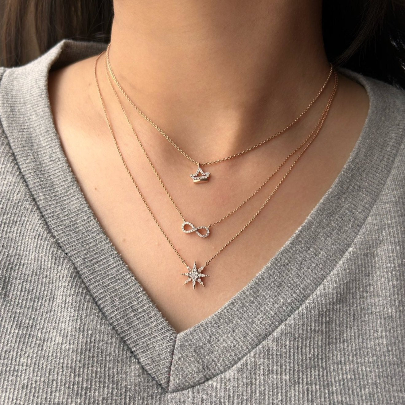 0.50 CT Round Moissanite Diamond Infinity Pendant Necklace in Solid Gold 3