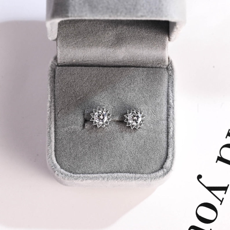 1.20 TCW Round Cut Moissanite Halo Stud Earrings in Gold 8