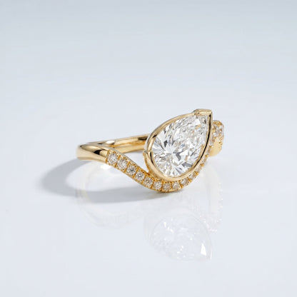 Marquise Swirl Solitaire Engagement Ring – 1 CT Lab Grown Diamond