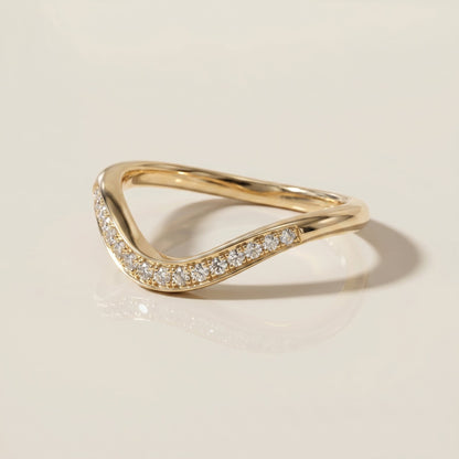 0.13 TCW Round Twisted DEF/VVS Lab Grown Diamond Wedding Band