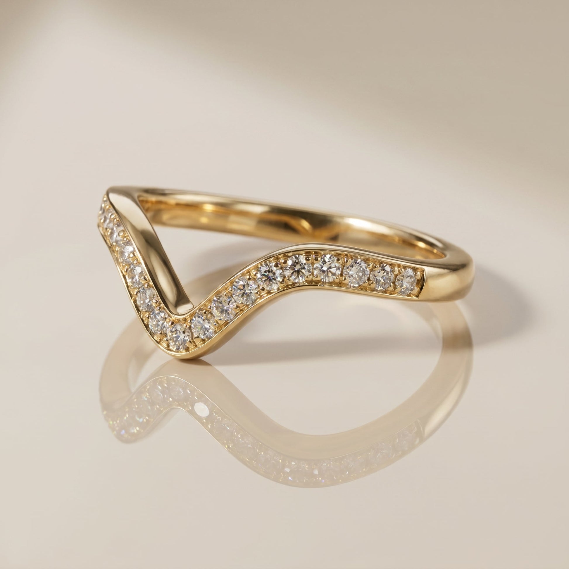 0.13 TCW Round Twisted DEF/VVS Lab Grown Diamond Wedding Band