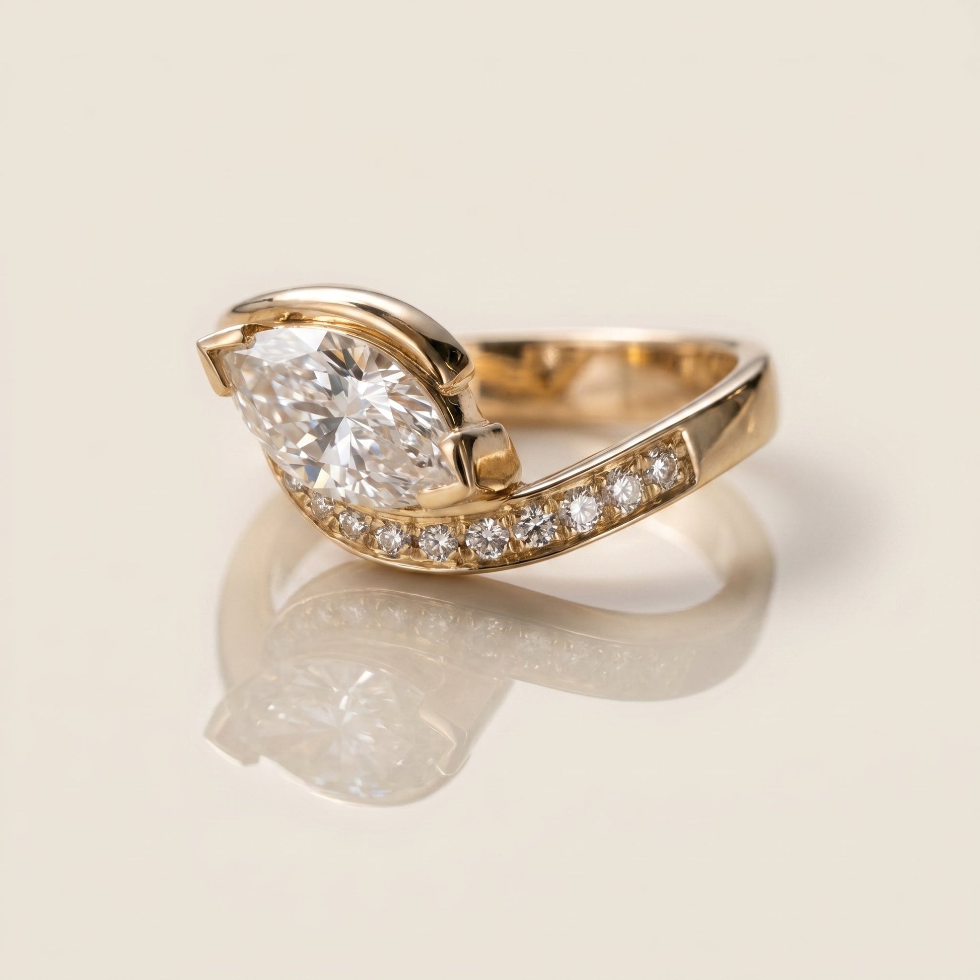 Oval Solitaire Engagement Ring – 2 CT Lab Grown Diamond