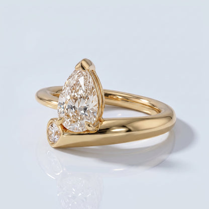 Marquise Swirl Solitaire Engagement Ring – 1 CT Lab Grown Diamond