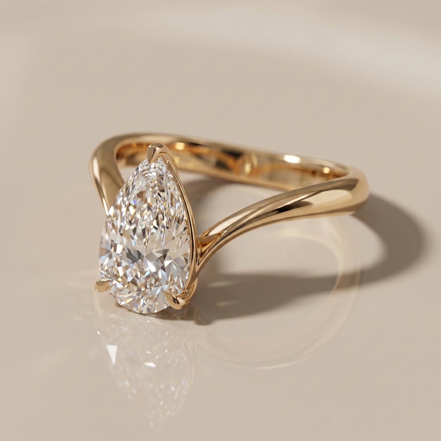 Oval Solitaire Engagement Ring – 2 CT Lab Grown Diamond