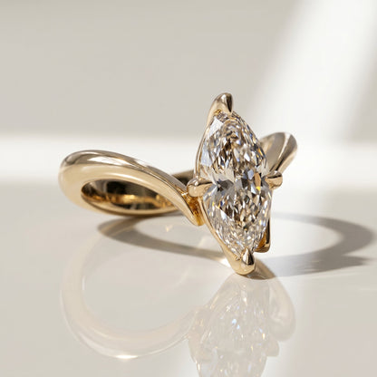 Oval Solitaire Engagement Ring – 2 CT Lab Grown Diamond