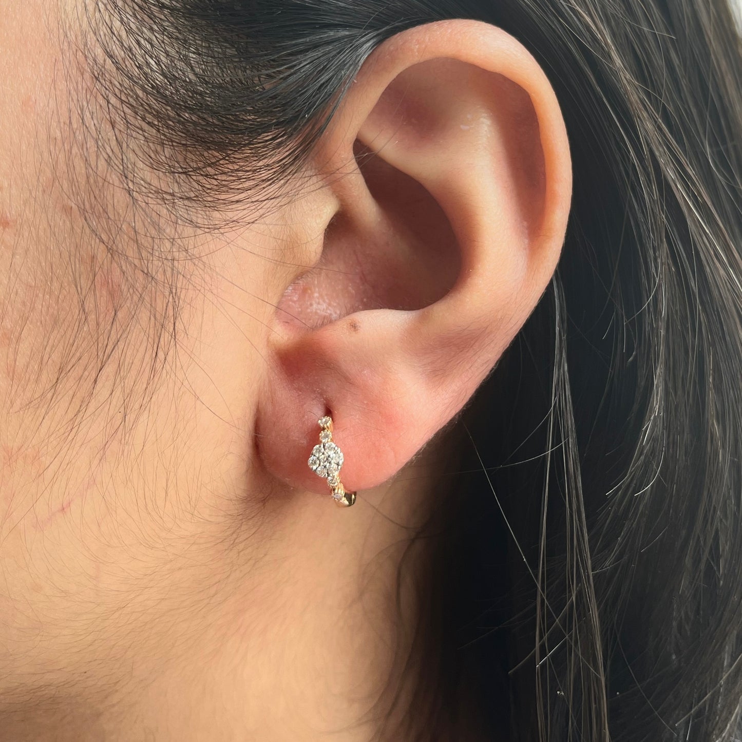 0.30 TCW Round Cut Moissanite Flower Huggies Earrings in Gold 4