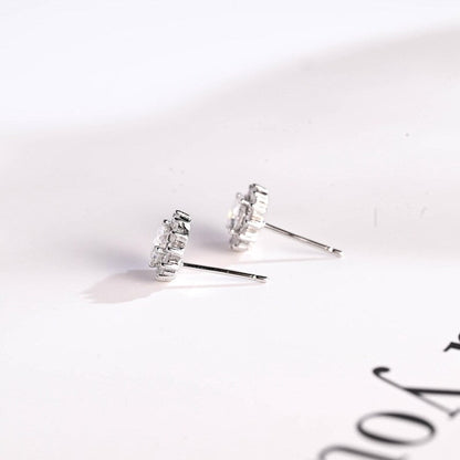 1.20 TCW Round Cut Moissanite Halo Stud Earrings in Gold 9