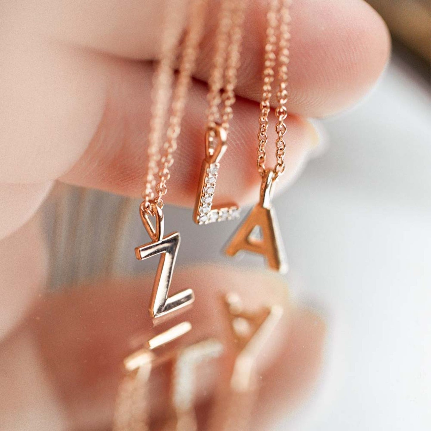 Customize Letter 'S' Necklace in Solid Gold 4