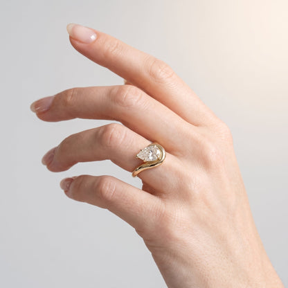 Marquise Swirl Solitaire Engagement Ring – 1 CT Lab Grown Diamond