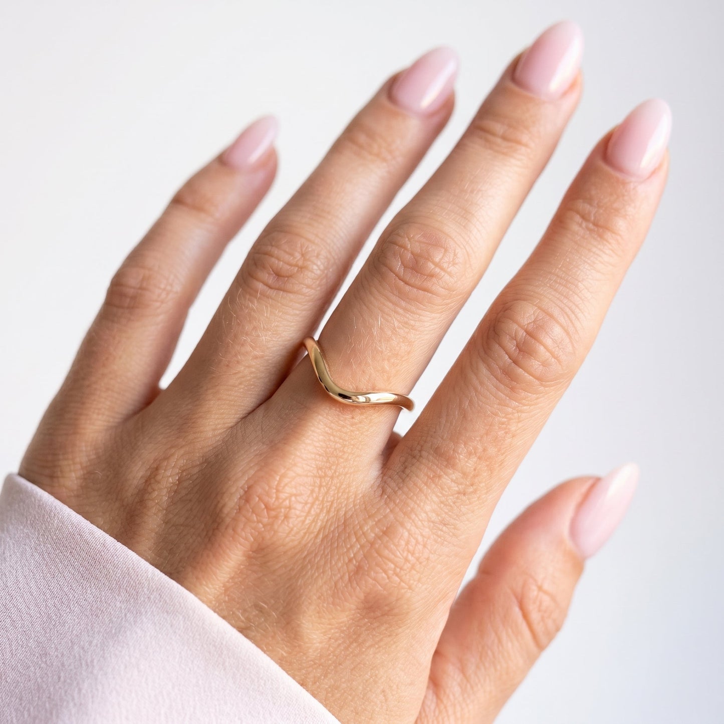 0.13 TCW Round Twisted DEF/VVS Lab Grown Diamond Wedding Band