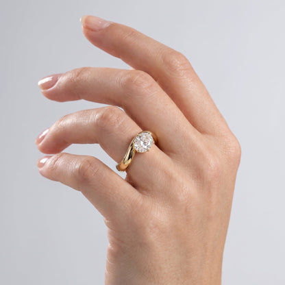 Marquise Swirl Solitaire Engagement Ring – 1 CT Lab Grown Diamond