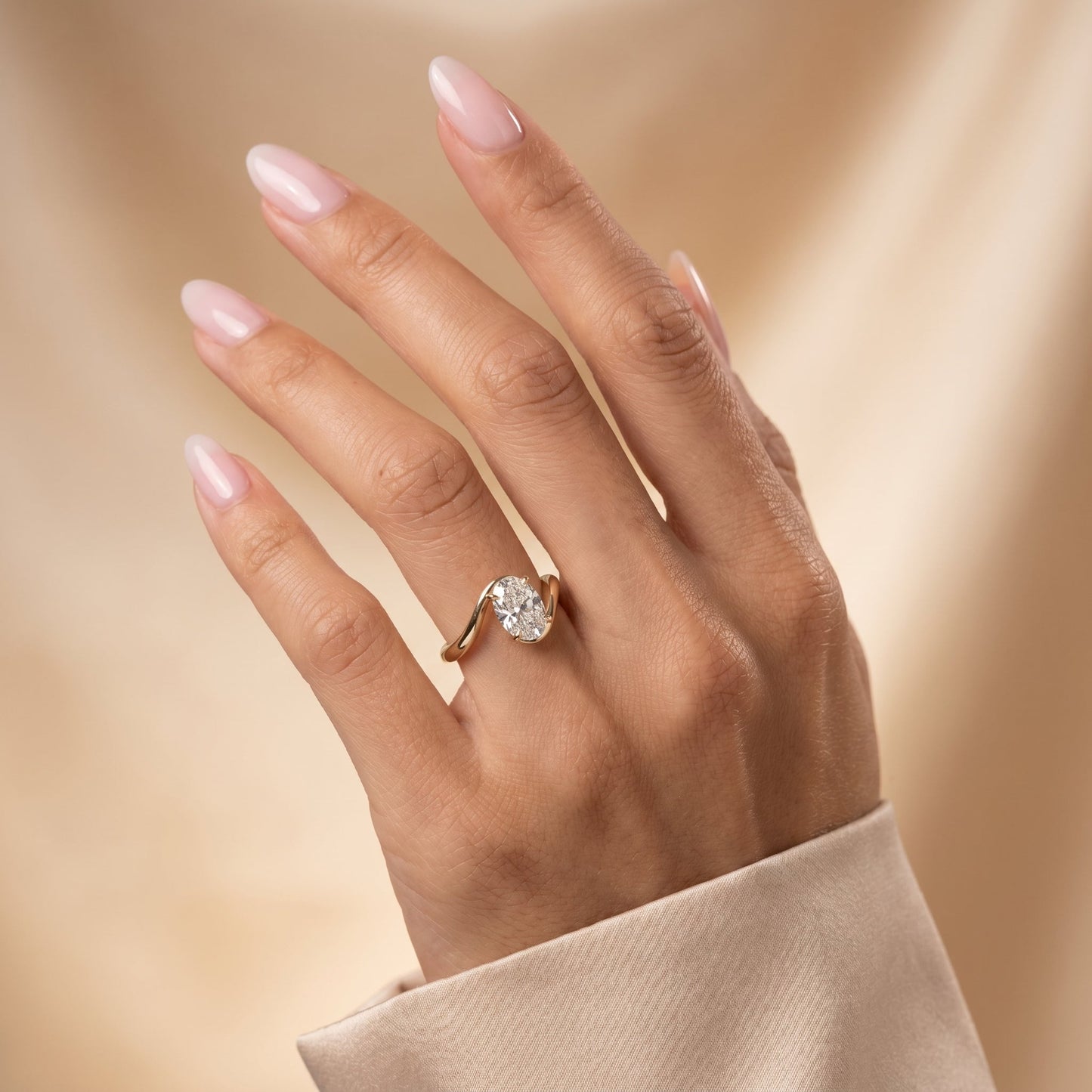 Oval Solitaire Engagement Ring – 2 CT Lab Grown Diamond