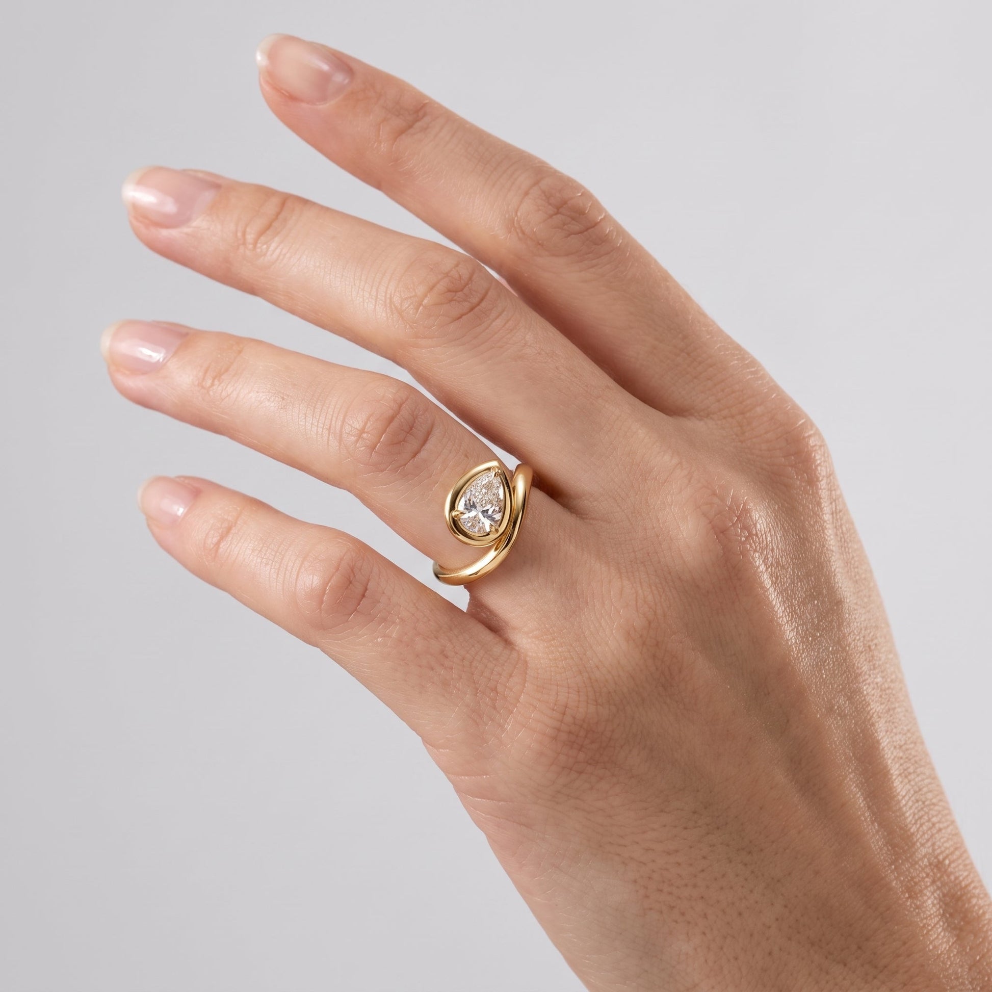 Marquise Swirl Solitaire Engagement Ring – 1 CT Lab Grown Diamond