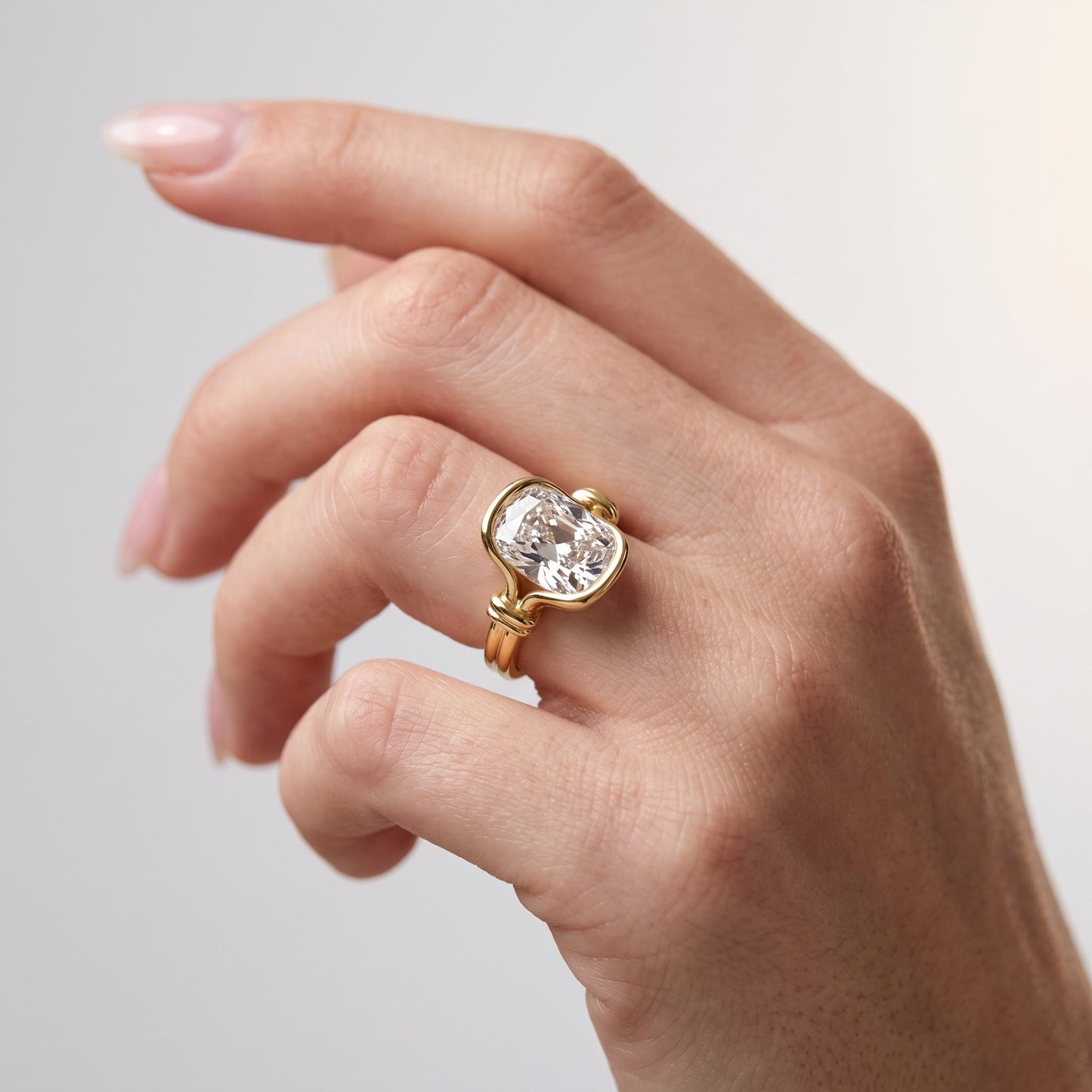 Marquise Swirl Solitaire Engagement Ring – 1 CT Lab Grown Diamond