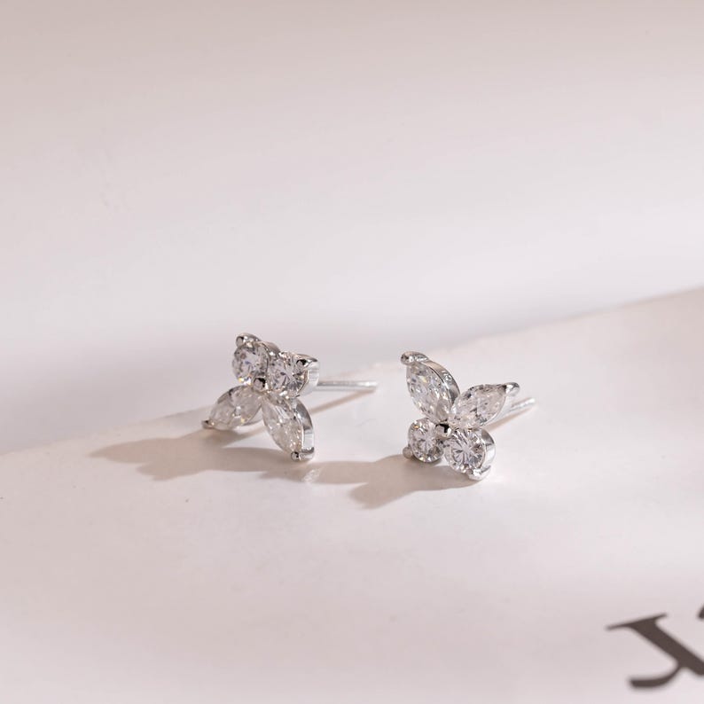 0.20 TCW Round & Marquise Cut Moissanite Stud Earrings in Gold 5