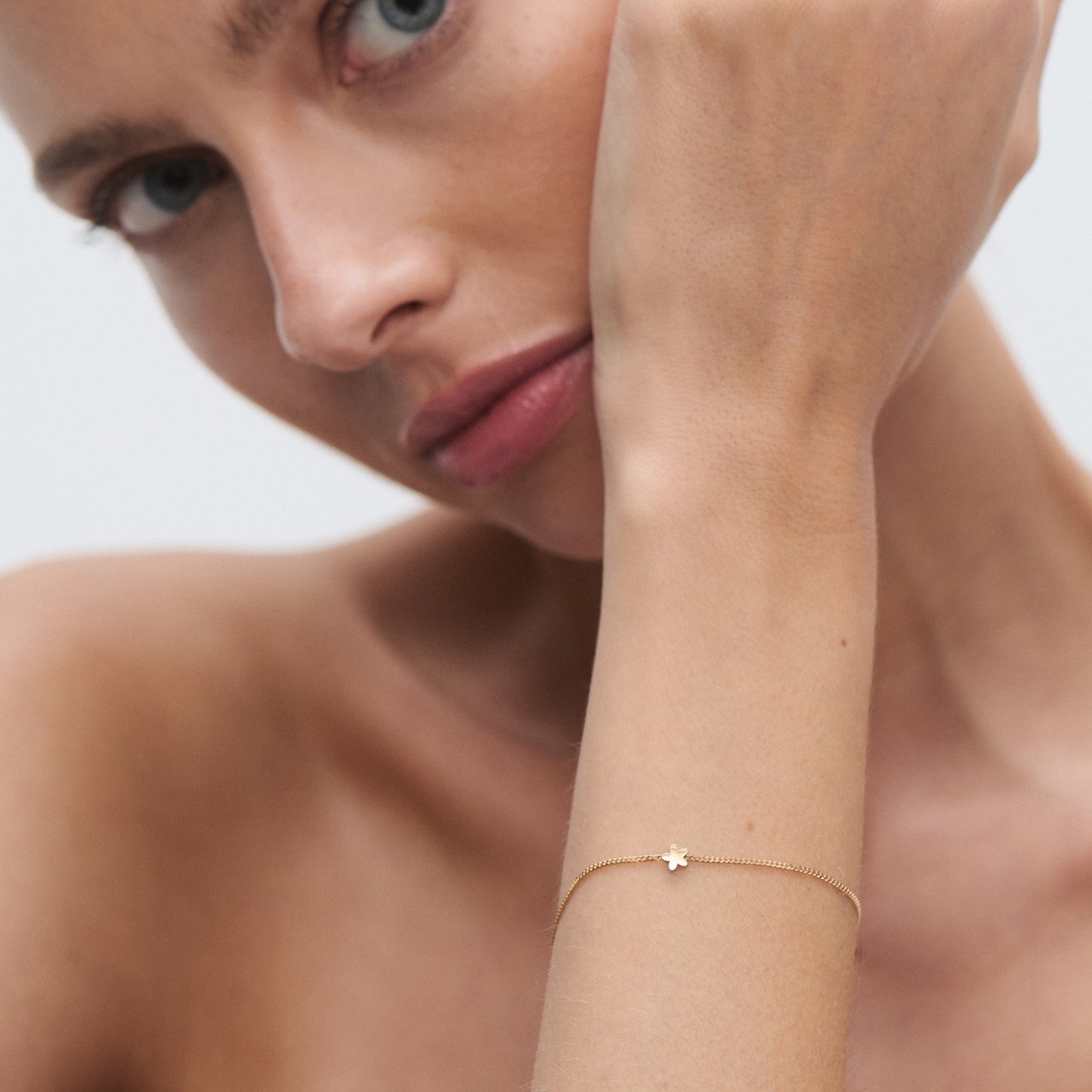 Flower Chain Bracelet