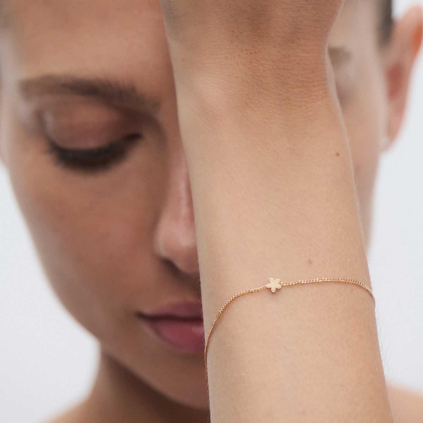 Flower Chain Bracelet